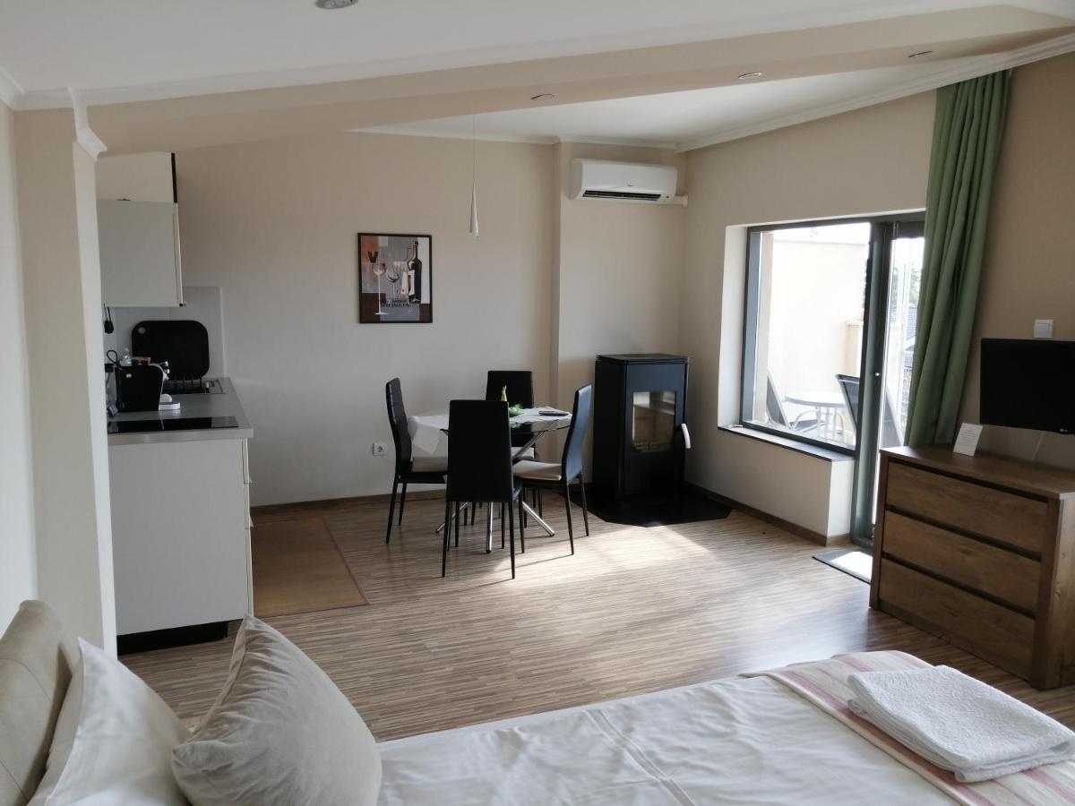 Lux Apartman Balatonfüred Екстериор снимка