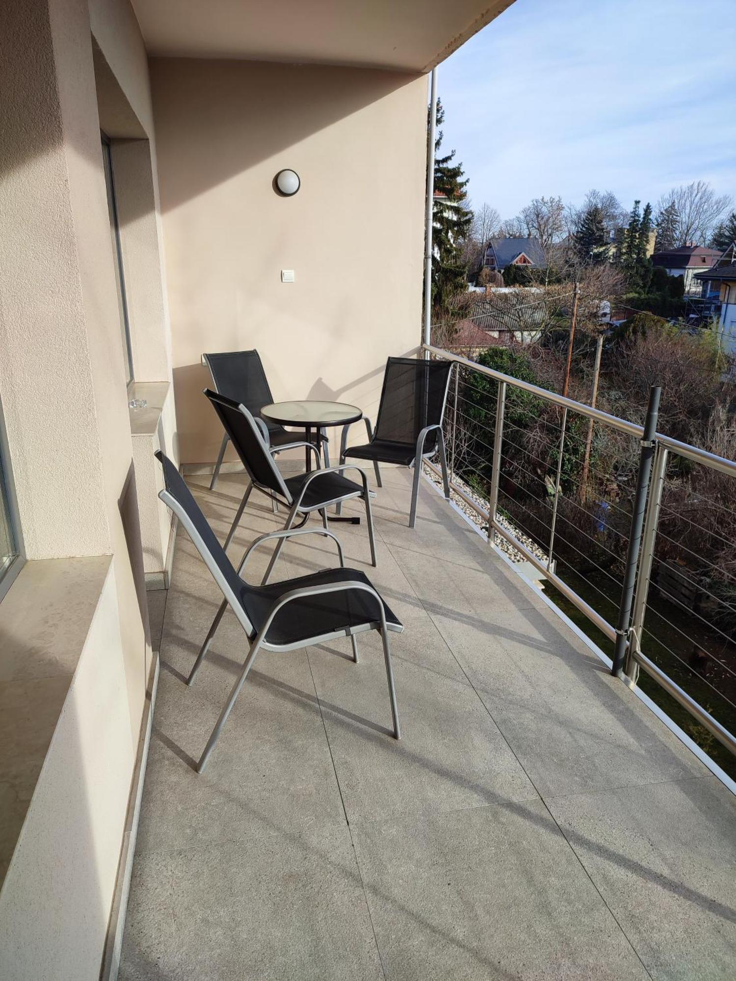 Lux Apartman Balatonfüred Екстериор снимка