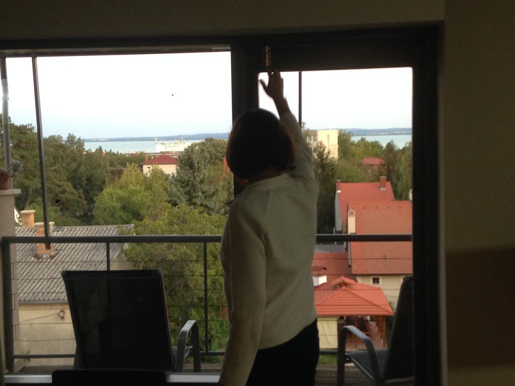 Lux Apartman Balatonfüred Екстериор снимка